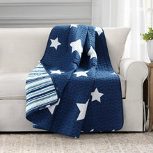 Load image into Gallery viewer, Star Reversible Cotton Throw
