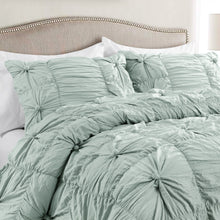 Cargar imagen en el visor de la galería, Bella 3 Piece Comforter Set
