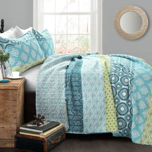 Load image into Gallery viewer, Bohemian Stripe Quilt 3 Piece Set
