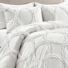 Cargar imagen en el visor de la galería, Riviera 3 Piece Comforter Set
