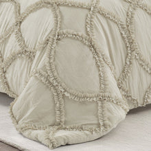 Carregar imagem no visualizador da galeria, Riviera 3 Piece Comforter Set
