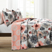 Carregar imagem no visualizador da galeria, Leah Quilt 3 Piece Set
