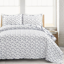 Load image into Gallery viewer, Scandinavian Floral Quilt 3 Piece Set
