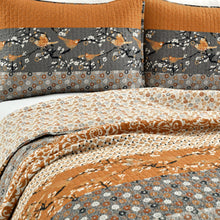 Load image into Gallery viewer, Royal Empire 3 Piece Quilt Set
