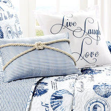 Carregar imagem no visualizador da galeria, Harbor Life Reversible Quilt Set
