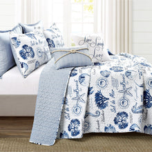 Cargar imagen en el visor de la galería, Harbor Life Reversible Quilt Set
