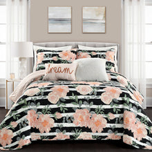 Load image into Gallery viewer, Amara Watercolor Rose Quilt Set
