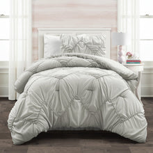 Load image into Gallery viewer, Ruched Chevron Comforter Set
