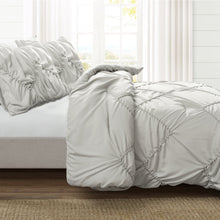 Load image into Gallery viewer, Ruched Chevron Comforter Set
