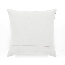 Carregar imagem no visualizador da galeria, Yani Decorative Pillow Cover
