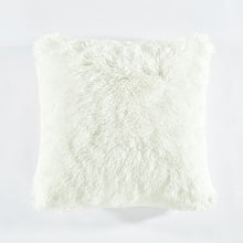 Cargar imagen en el visor de la galería, Emma Faux Fur Decorative Pillow Cover
