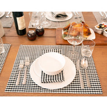 Cargar imagen en el visor de la galería, Gingham Check Yarn Dyed Placemat 4-Pack Set
