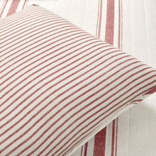 Cargar imagen en el visor de la galería, Farmhouse Stripe Reversible Cotton Quilt Set
