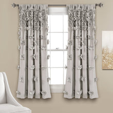 Carregar imagem no visualizador da galeria, Riley Window Curtain
