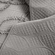 Cargar imagen en el visor de la galería, Avon Textured Ruffle Quilt 3 Piece Set
