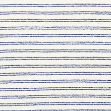 Carregar imagem no visualizador da galeria, Pinnacle Stripe Decorative Pillow
