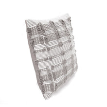 Cargar imagen en el visor de la galería, Spencer Decorative Pillow
