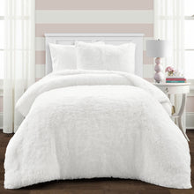 Cargar imagen en el visor de la galería, Emma Faux Fur Comforter Set
