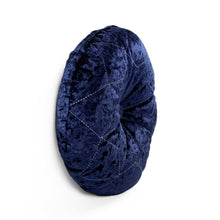 Cargar imagen en el visor de la galería, Star Embroidery Crushed Velvet Round Throw Pillow
