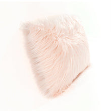 Cargar imagen en el visor de la galería, Mongolian Luca Soft Faux Fur Decorative Pillow Cover
