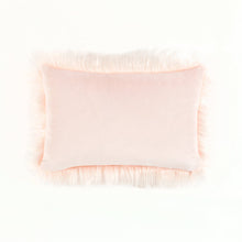 Cargar imagen en el visor de la galería, Mongolian Luca Soft Faux Fur Decorative Pillow Cover
