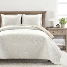 Cargar imagen en el visor de la galería, Isla Embroidered Leaf Reversible Cotton Quilt 3 Piece Set
