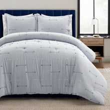 Cargar imagen en el visor de la galería, Boho Stripe Clip Jacquard 3 Piece Comforter Set
