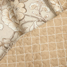 Cargar imagen en el visor de la galería, Sydney 3 Piece Quilt Set
