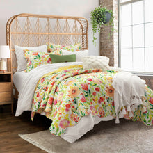 Load image into Gallery viewer, Leilani Watercolor Scallop Edged Floral 3 Piece Quilt Set
