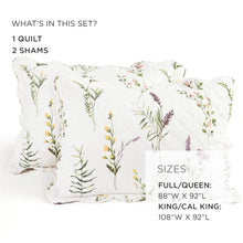 Cargar imagen en el visor de la galería, Watercolor Wildflower Scallop Edge Floral 3 Piece Quilt Set
