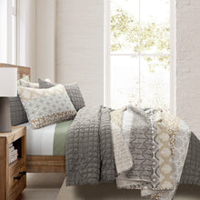 Load image into Gallery viewer, Bohemian Stripe Quilt 3 Piece Set
