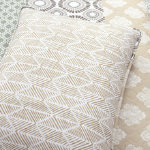 Cargar imagen en el visor de la galería, Bohemian Stripe Quilt 3 Piece Set
