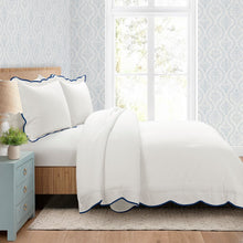 Cargar imagen en el visor de la galería, Coastal Chic Scalloped Edge 3 Piece Comforter Set
