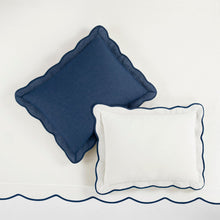 Cargar imagen en el visor de la galería, Coastal Chic Scalloped Edge 100% Cotton Reversible Duvet Cover Set
