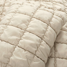 Carregar imagem no visualizador da galeria, Puff Comforter Set
