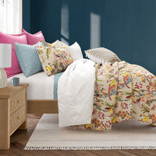 Load image into Gallery viewer, Dolores 3 Piece Quilt Set
