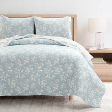 Load image into Gallery viewer, Floral Jacquard Reversible Soft Matelassé 3 Piece Quilt Set
