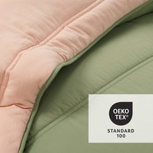 Carregar imagem no visualizador da galeria, Oslo Soft Reversible Quilted Comforter Set
