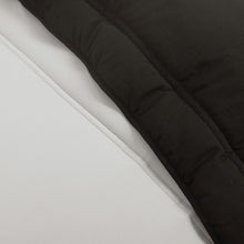 Cargar imagen en el visor de la galería, Oslo Soft Reversible Quilted Comforter Set
