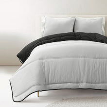 Cargar imagen en el visor de la galería, Oslo Soft Reversible Quilted Comforter Set
