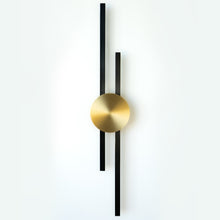 Carregar imagem no visualizador da galeria, Elles Minimalist Light Sconce
