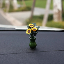 Carregar imagem no visualizador da galeria, Mini Sunflower Car Vase
