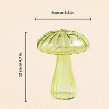 Cargar imagen en el visor de la galería, Vibrant Mushroom Glass Vases
