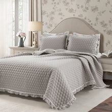 Load image into Gallery viewer, Ella Ruffle Lace 3 Piece Quilt Set
