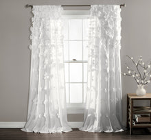 Carregar imagem no visualizador da galeria, Riley Window Curtain
