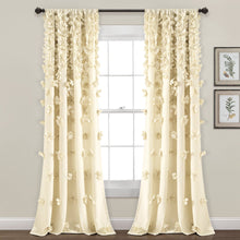 Carregar imagem no visualizador da galeria, Riley Window Curtain
