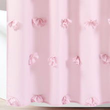 Carregar imagem no visualizador da galeria, Riley Shower Curtain
