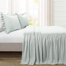 Cargar imagen en el visor de la galería, Ruffle Skirt Bedspread Set
