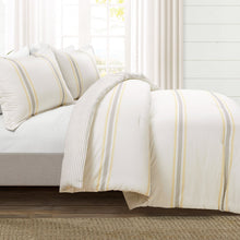 Cargar imagen en el visor de la galería, Farmhouse Stripe Reversible Comforter Set
