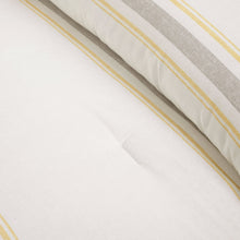 Carregar imagem no visualizador da galeria, Farmhouse Stripe Reversible Comforter Set
